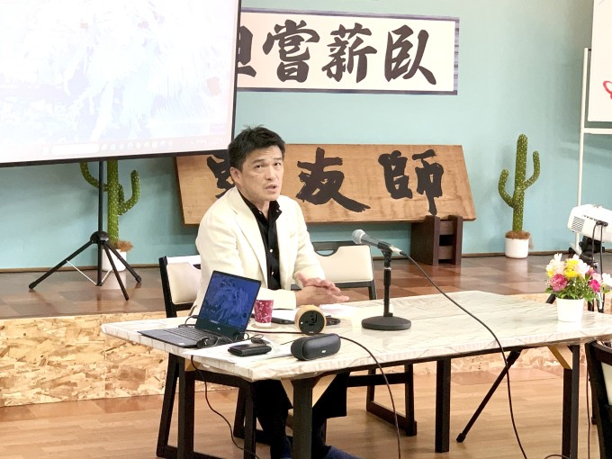 塾生からの質問に答える齋藤浩記